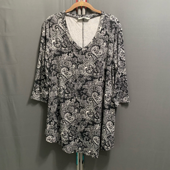 BaiShengGT Tops - PB-Women's BaiShengGT Blouse, 1X, Black & White plus size